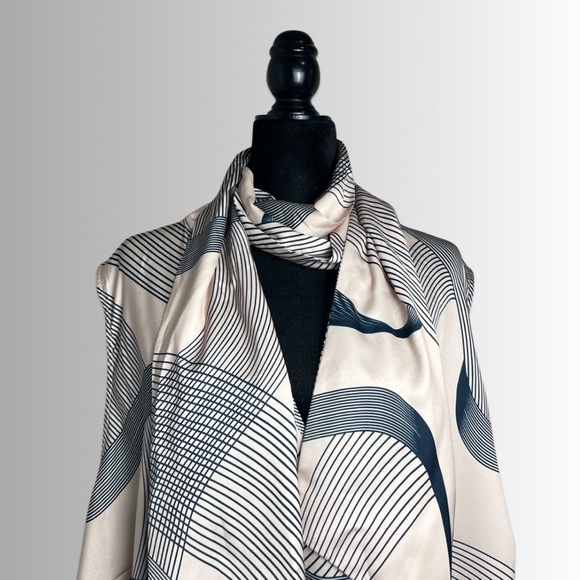 Eloquii Blush Pink & Gray NWT Sleeveless Blouse w/V-Neck, Built-In Neck Wrap, 32 - Picture 2 of 9